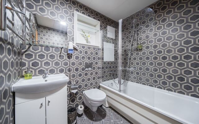 Station Self Check-in  Apartments - Lollo Luxury