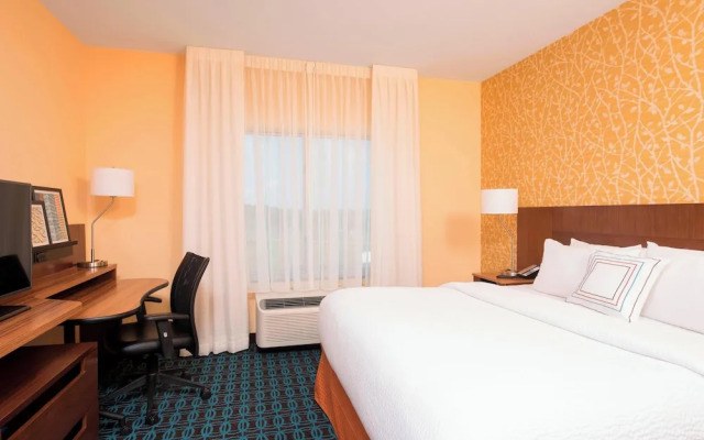 Fairfield Inn & Suites