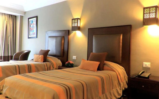Sarra Hotel