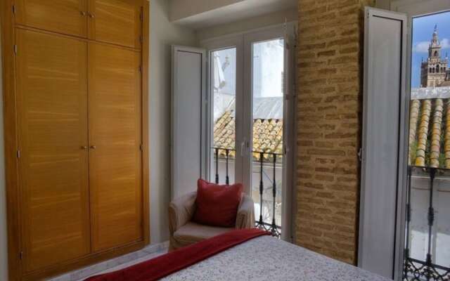 Reservaloen Mariano de Cavia / Topibe SL