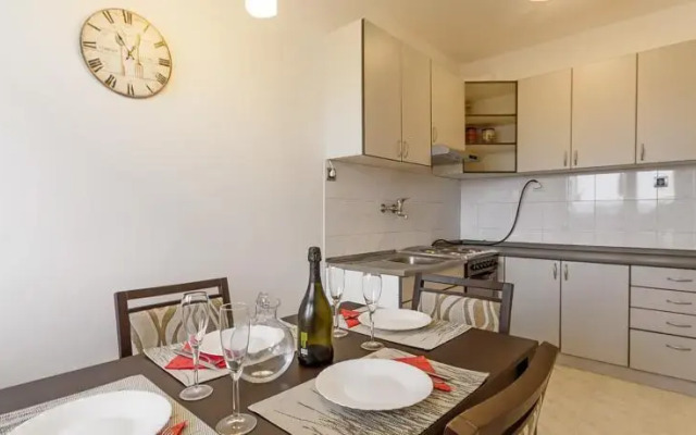 Apartment City Max
