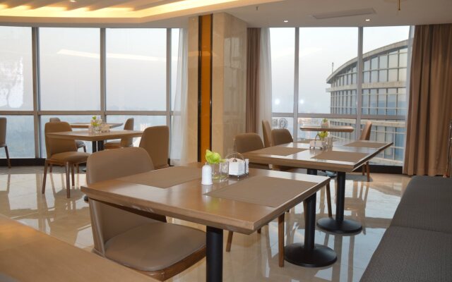Nanning Champs Elysees Hotel