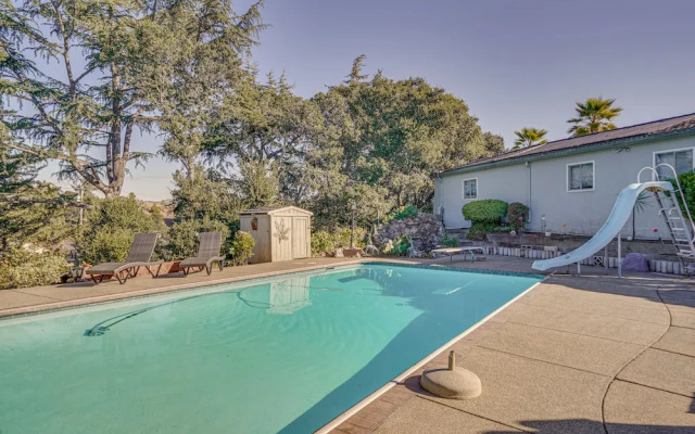 Castro Valley Home w/ Private Deck!