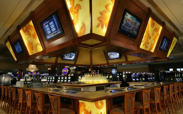 Silver Slipper Casino & Hotel - Adults Only