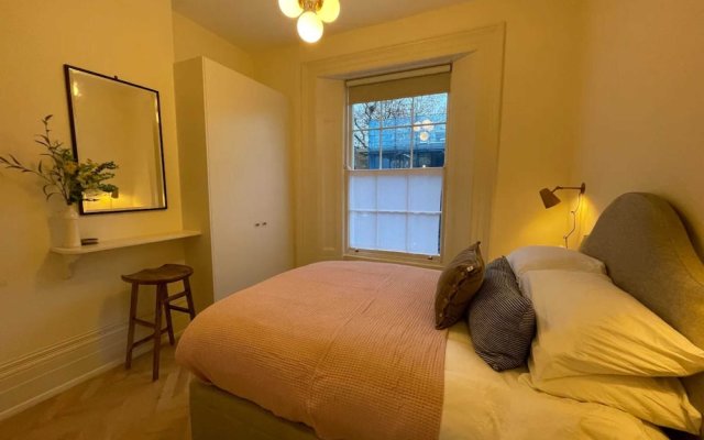 Beautiful & Central 1 Bedroom Flat in Clerkenwell