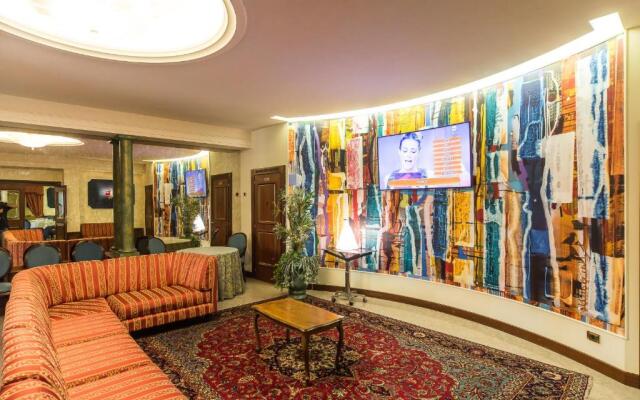Hotel Columbus