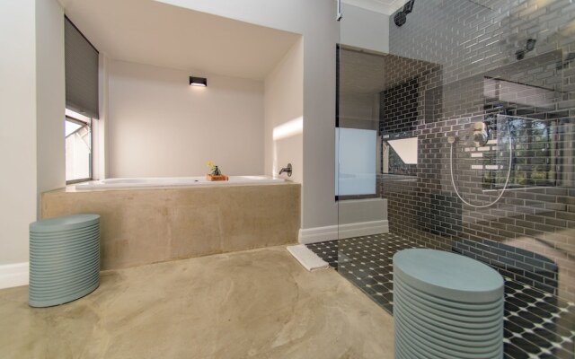 Valley Lodge - Babanango Game Reserve