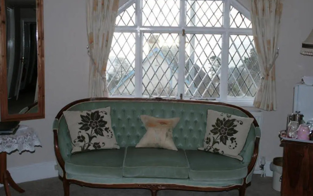 The Minadab Cottage