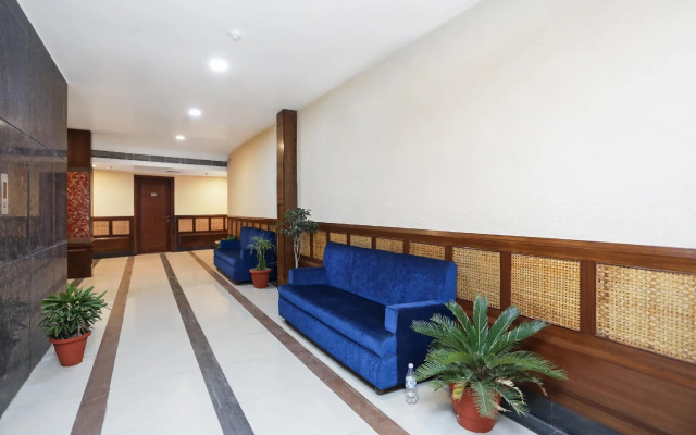 OYO 11061 Hotel Awesome