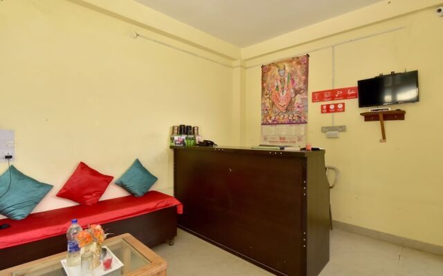 OYO 16988 Hotel White Orchid