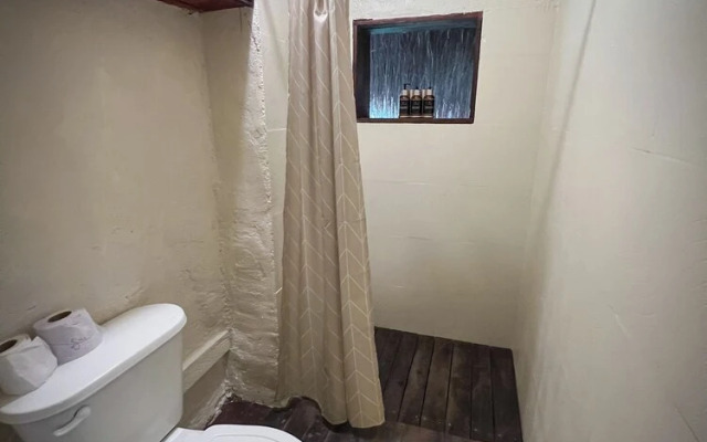 Villa Santuario Lake Front Oasis