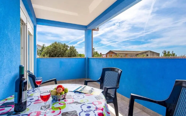 Seaside Apartment in Mandre