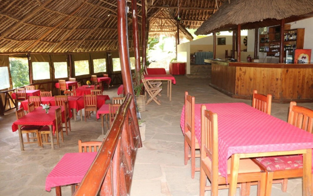 Taita Rocks Hotel