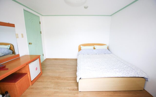 Boosung Park Motel