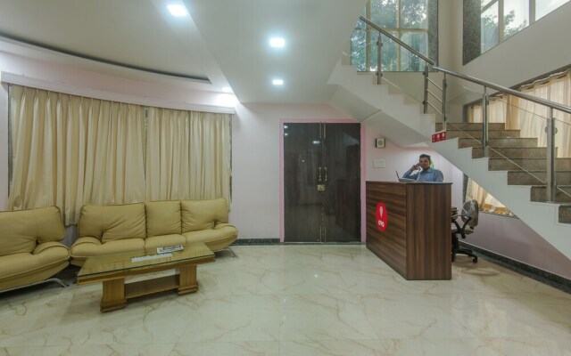 OYO 9635 Kharghar