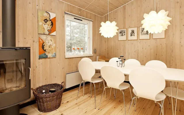8 Person Holiday Home in Albaek-by Traum