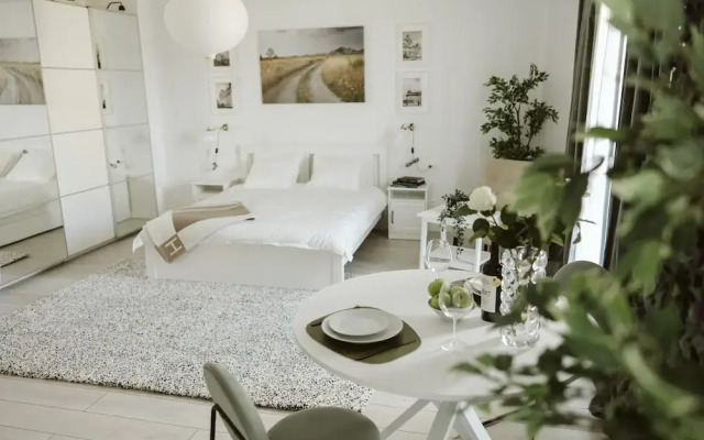 Dec Apartments