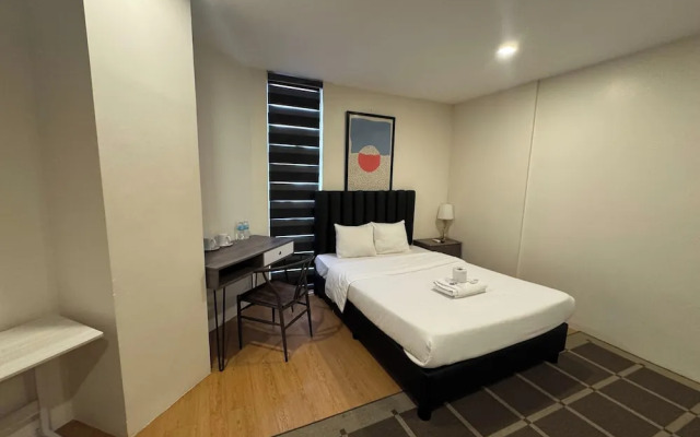 The Circuit Manor Hotel near Ayala Malls Circuit