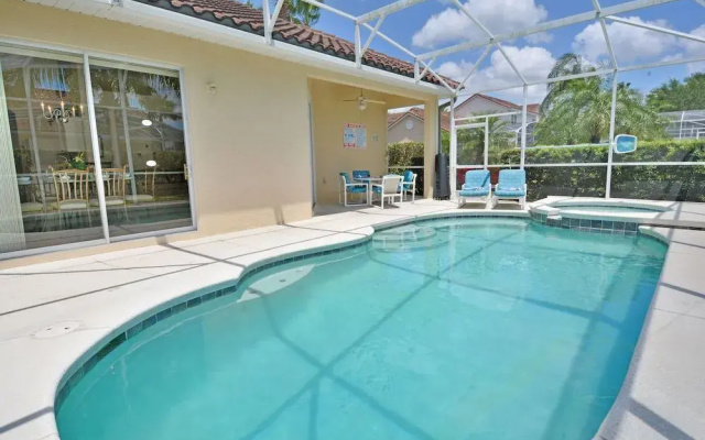 T159BD Sunshine Haven 3 Br villa by RedAwning