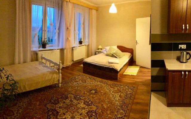 Byczy Rog Noclehy Na Hranici