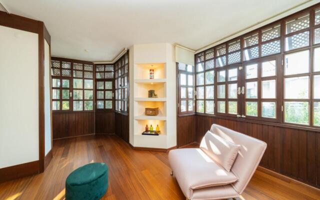 House Close to Beach With Shared Pool in Antalya