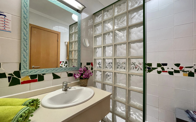 Leticia Del Mar Apartments