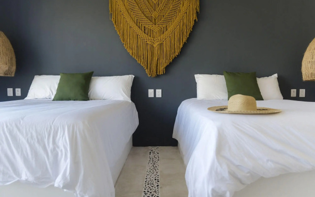 Sanyama Holbox