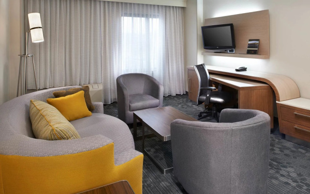 Courtyard by Marriott Cincinnati-Covington