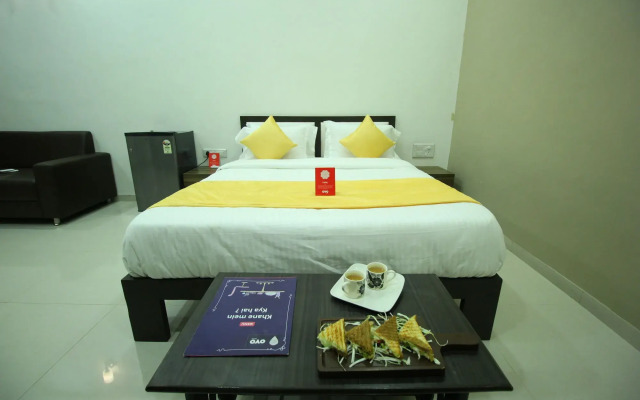 OYO 8993 Hotel Maher Inn