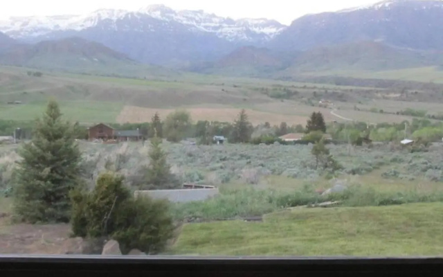 Mountain Man Cabin
