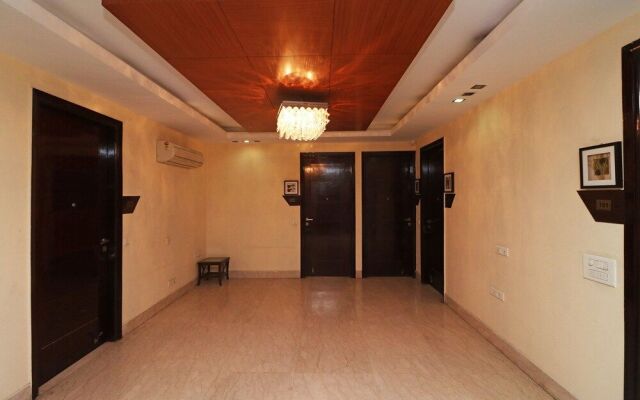 OYO 26915 Hotel North East Residency