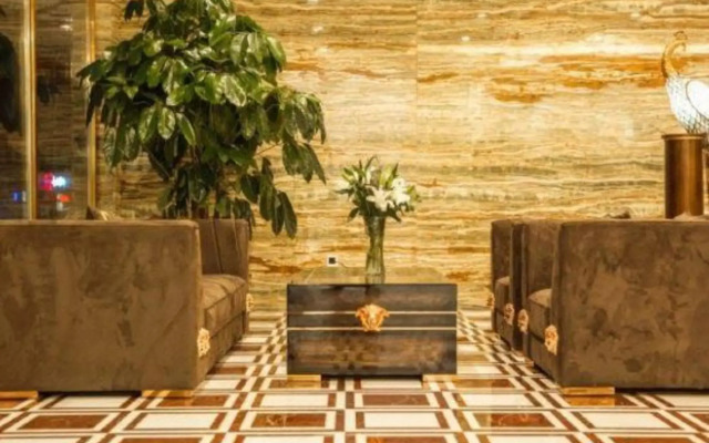 Four Seasons Hotel