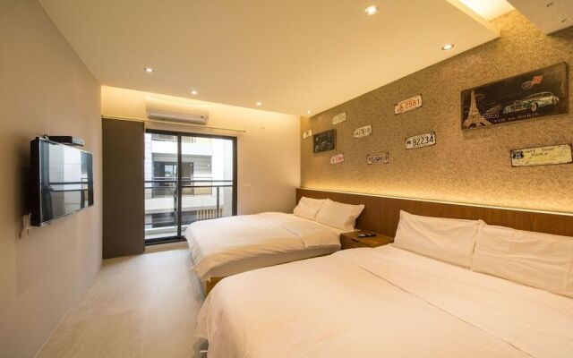 Yilan Siao Jhu