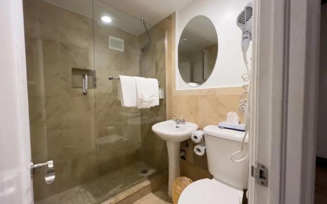 Majestic Hotel South Beach