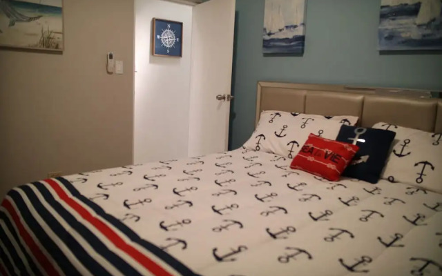 Tropical Breeze Escapes Couples Studio