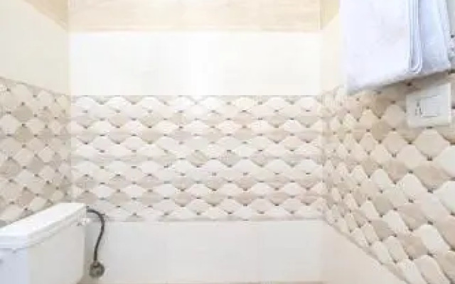 OYO 14823 Skyheights