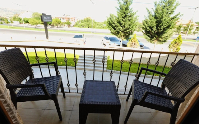 Grand Uçhisar Hotel