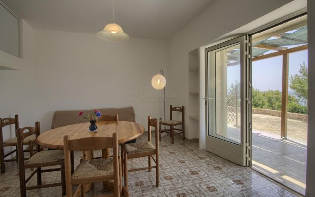 Scia' 1 Seafront Apartment