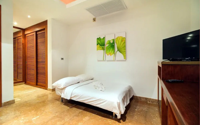 Kan Panorama Seaview Villa