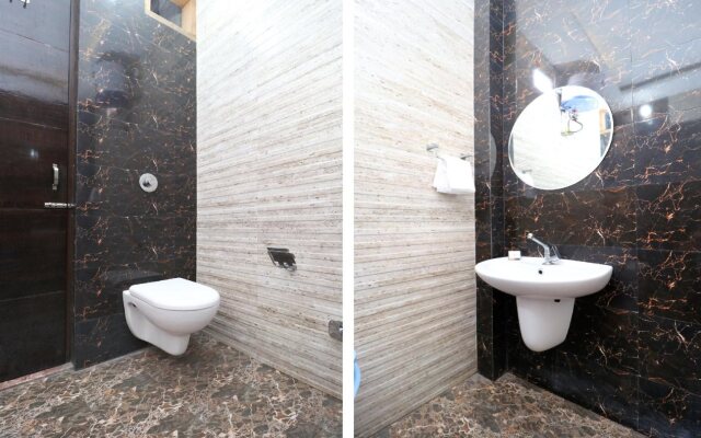 Unique House by OYO Rooms