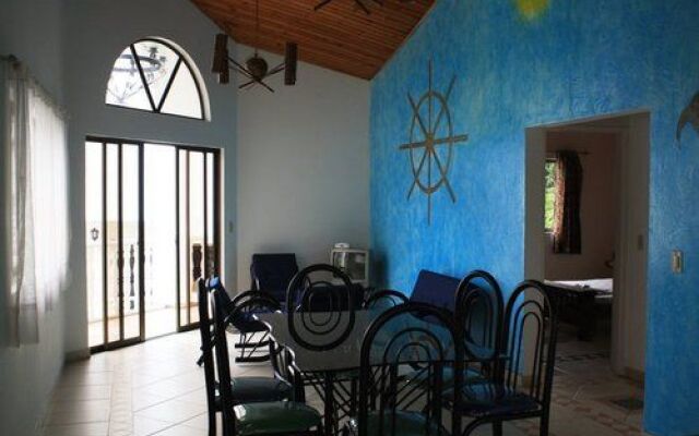 Hotel Anamichu Suites