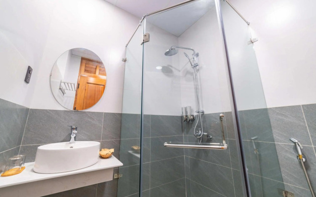 Quốc Khánh Condotel