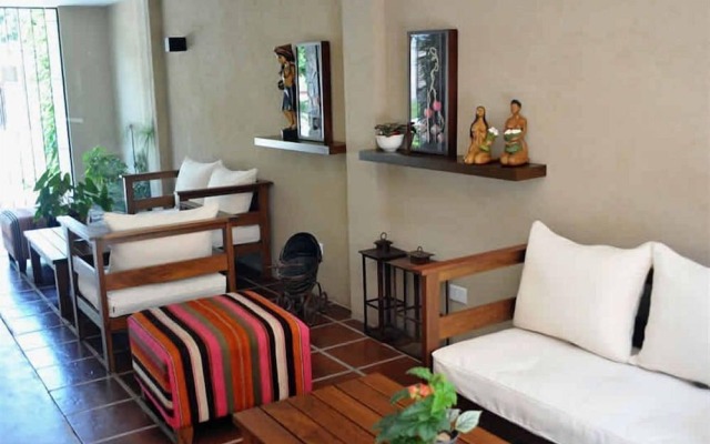 Tayka Hotel