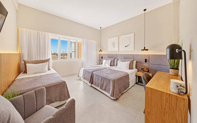 Hotel Almudaina