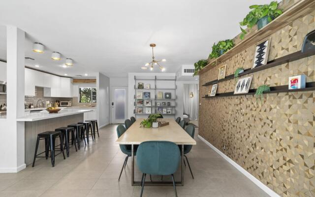 Mid Century Stunner by Homeslice Stays