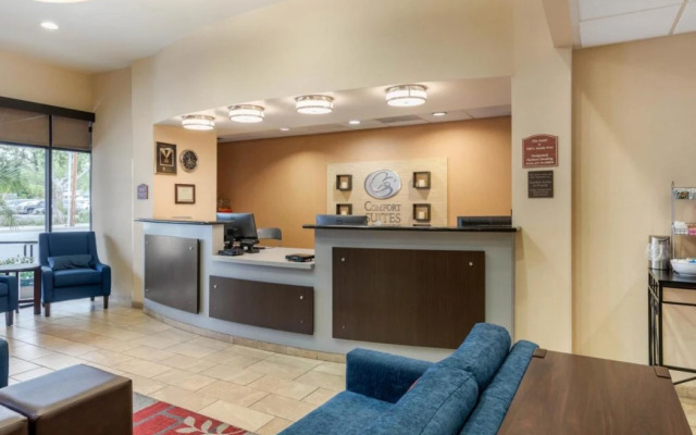 Comfort Suites Near City of Industry - Los Angeles