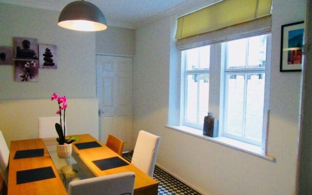 Willows - Cardiff Guest House