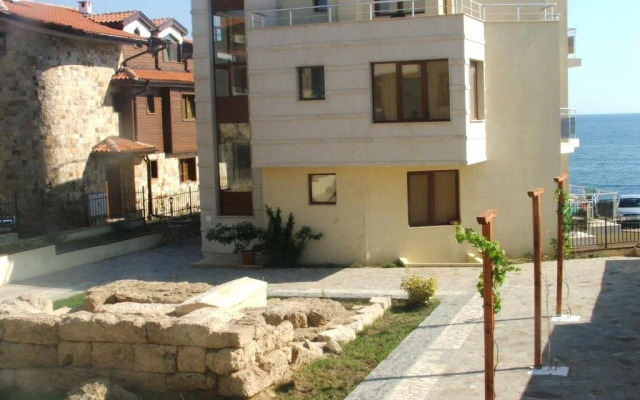 Akshaena Aparthotel