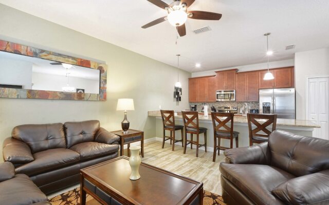 Storey Lake 4 Bedroom Townhome w Splashpool - 1619ST