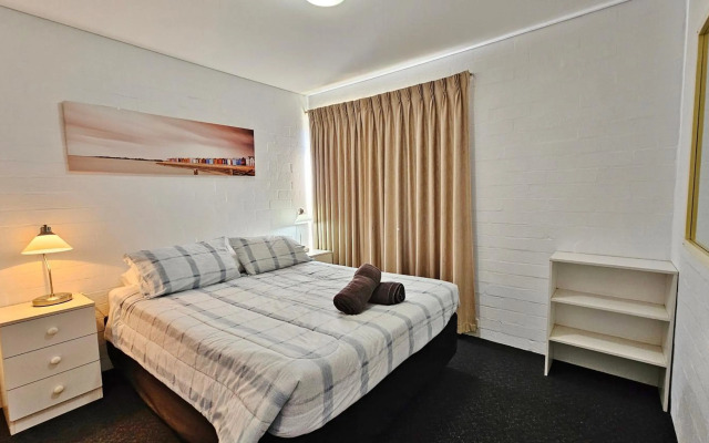 Riverview Holiday Apartment 89 - Kalbarri WA